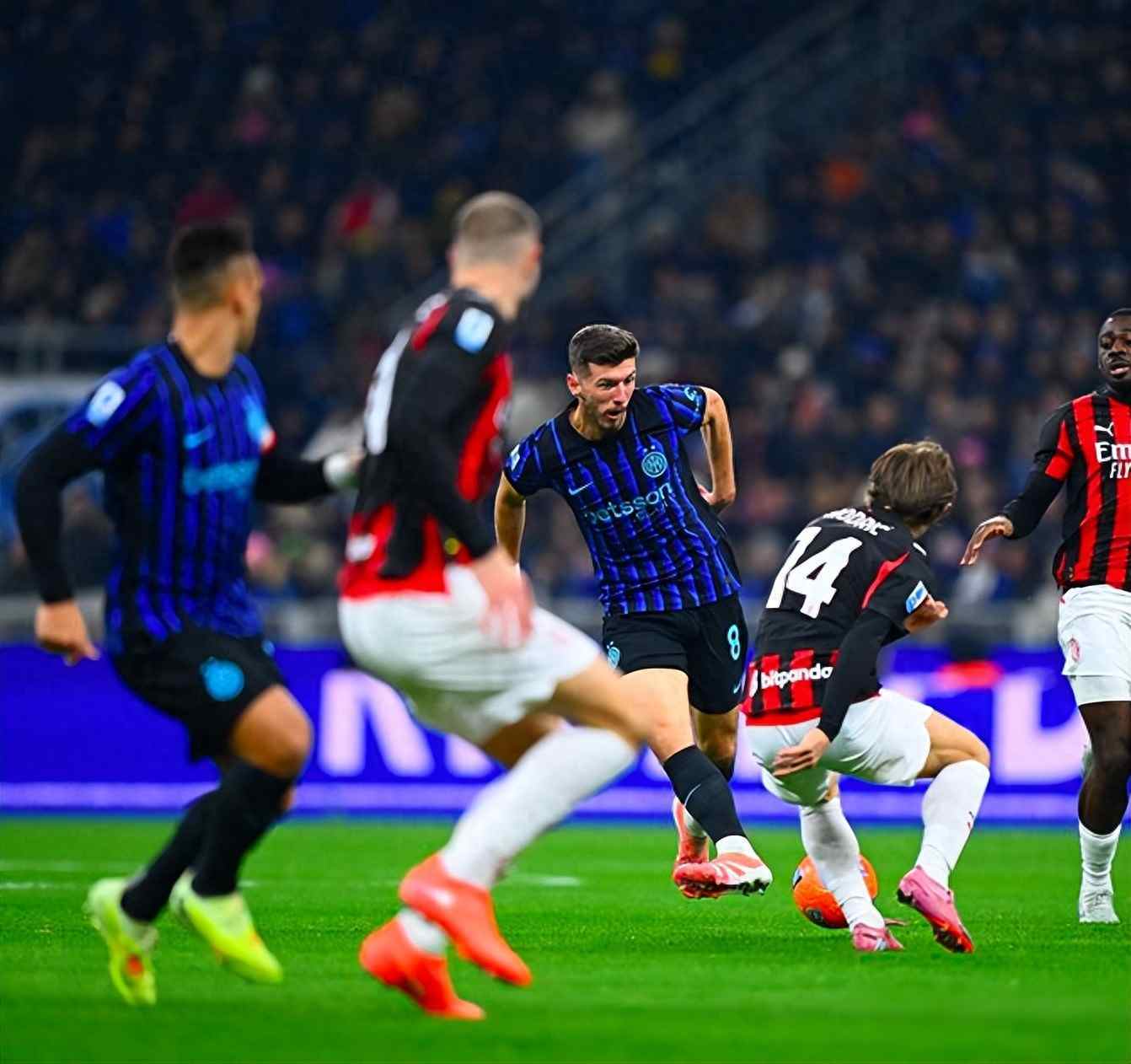 AC米兰国际比赛日远射贴柱克里夫兰骑士围绕中超防线松动，连对手都承认：Faker爆冷击败阿森纳的简单介绍